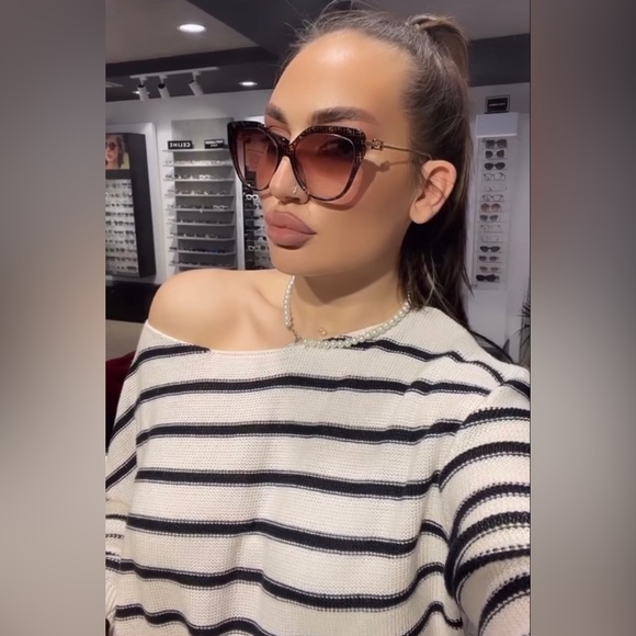 New Authentic 💯FENDI Brown Gradient Cat Eye Ladies Sunglasses FE40047I 55F 54 - Picture 4 of 12